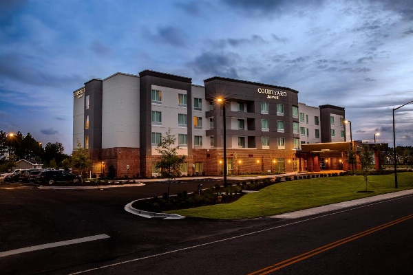 Courtyard by Marriott Columbia Cayce image 1