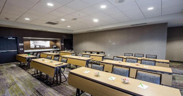 Courtyard by Marriott Columbia Cayce image 12