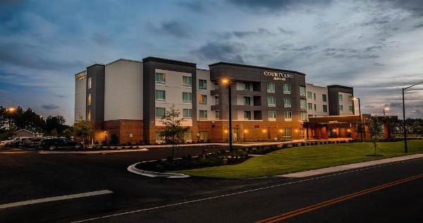 Courtyard by Marriott Columbia Cayce image 13