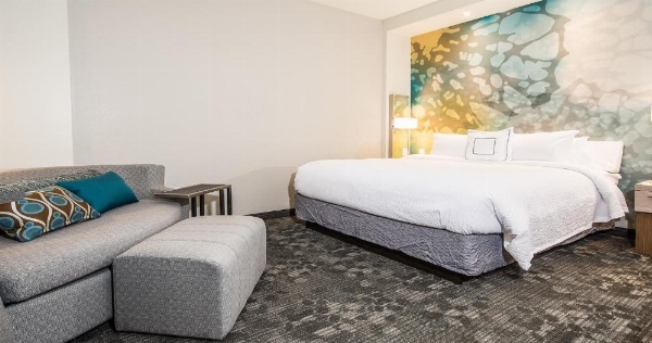 Courtyard by Marriott Columbia Cayce image 27