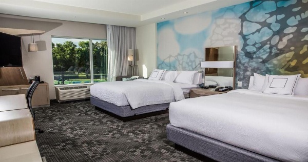Courtyard by Marriott Columbia Cayce image 9